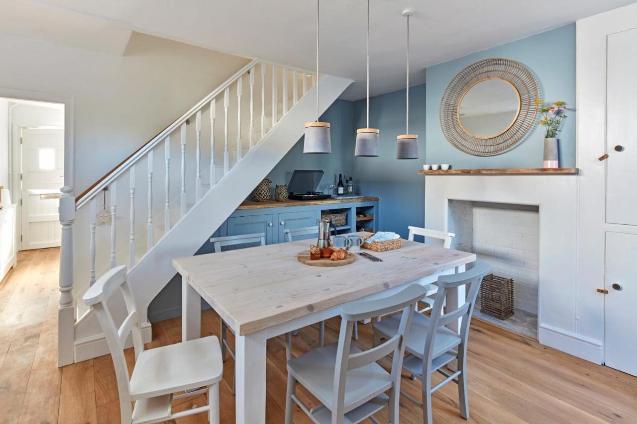 A Cool Coastal Retreat On Kingsdown Beach - The White House Villa Deal Dış mekan fotoğraf